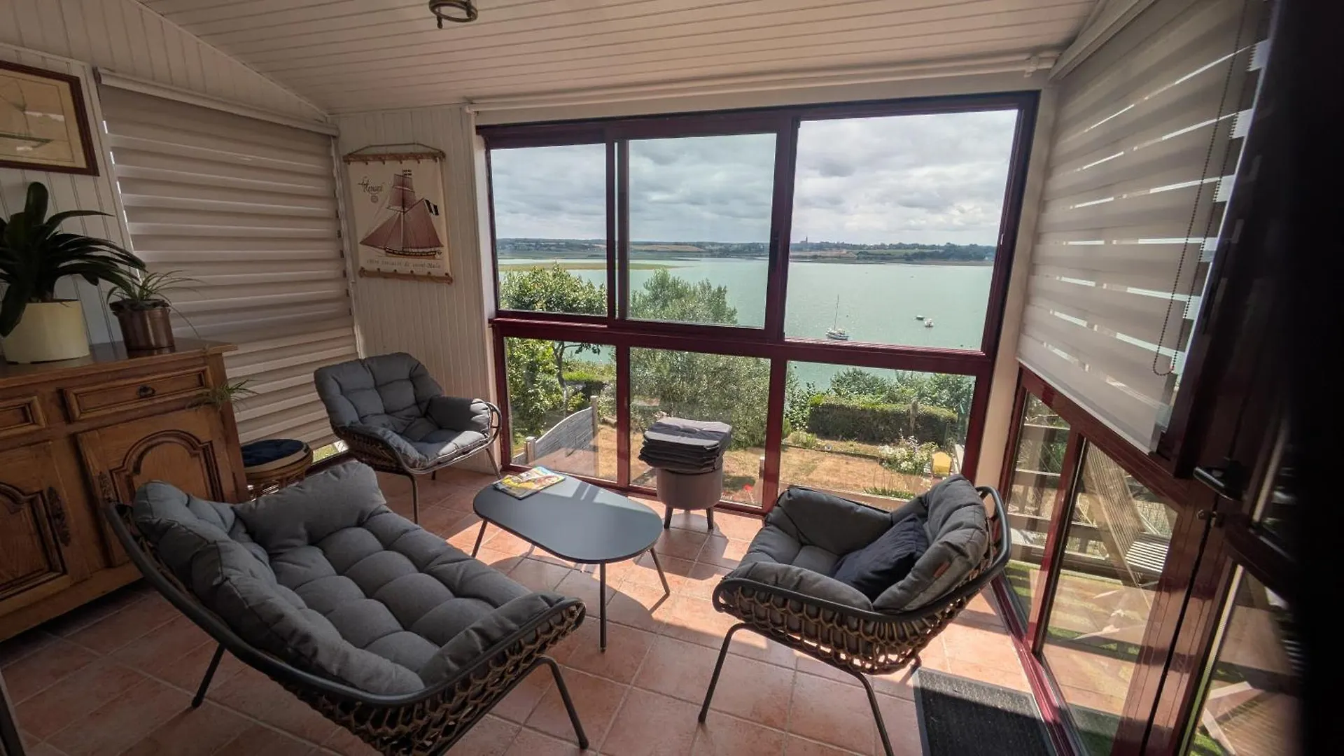 Maison Avec Vue Sur La Rance La Ville-ès-Nonais 0*,  França